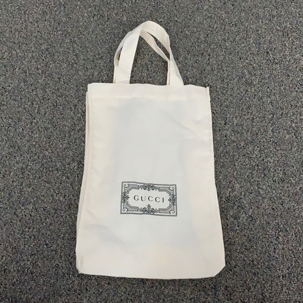Gucci dust bag